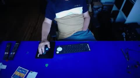 guesswhatigot2 online show from February 7, 10:40 am