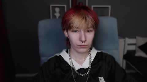 guitarandangell online show from March 16, 7:34 am