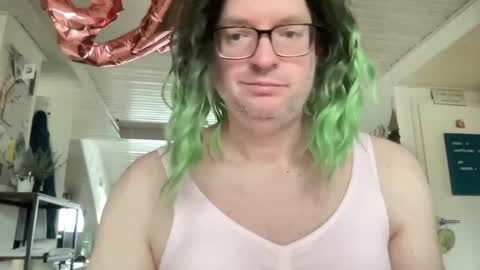 gummicasual online show from February 23, 9:55 am