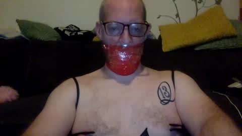 gummicasual online show from February 15, 5:07 pm