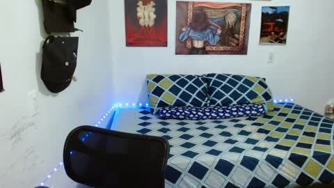 Guts online show from February 20, 6:24 pm