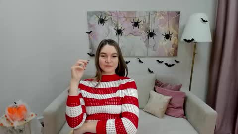 gwensmitt online show from November 1, 2:01 am
