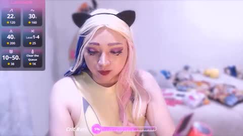 Snapshot of gwin_nya chatting on October 19, 12:48 am Gwin Nya Please help me reach 200 thumbs up online show from October 19, 12:48 am