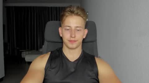 Oliver online show from October 13, 10:45 pm