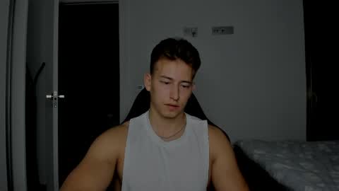 Oliver online show from April 8, 6:55 pm