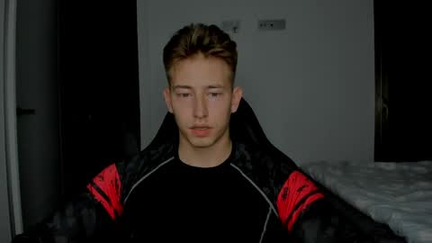 Oliver online show from April 10, 8:35 pm