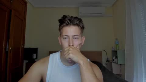 Oliver online show from February 27, 11:39 am