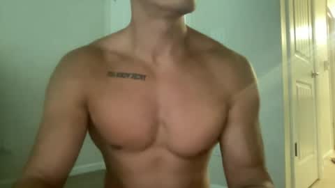 gymjunkiefit online show from July 7, 10:36 pm