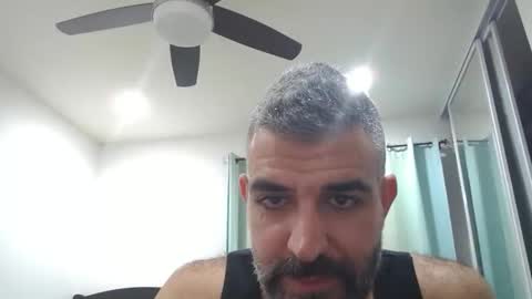 h0nest84 online show from November 15, 6:59 am