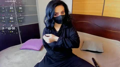 Linda online show from September 28, 4:10 am