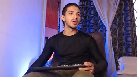 HADEZ online show from May 2, 10:48 pm