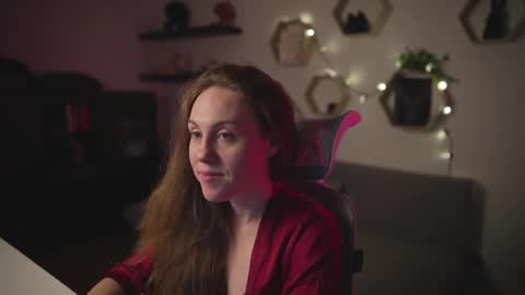 hahayessihaveone online show from October 5, 8:16 pm