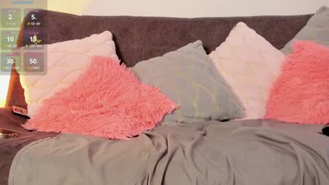 Snapshot of haileebeer_ chatting on February 20, 3:19 pm Hailee online show from February 20, 3:19 pm