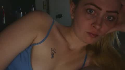 Hailey and d online show from February 19, 8:24 am