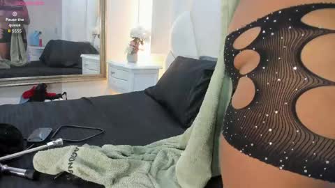 haileysans online show from April 17, 11:34 am