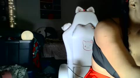  Hailey  online show from January 27, 9:13 am