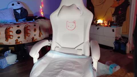  Hailey  online show from March 8, 12:09 pm