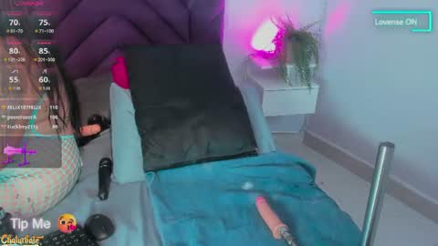 haileystonei online show from June 10, 2:27 pm