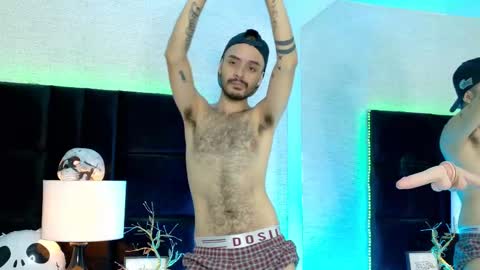 Snapshot of hairy_diamond chatting on October 24, 4:52 pm H A I R Y D I A M O N D online show from October 24, 4:52 pm