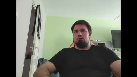 hairy_guy007 online show from March 1, 12:23 pm