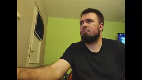 hairy_guy007 online show from December 28, 10:13 pm