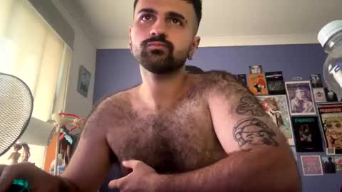 hairyblur online show from December 6, 8:21 am