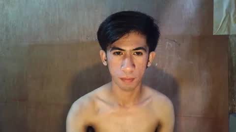 hairyhugecock_22 online show from December 16, 12:51 am