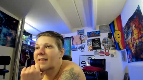 hairypoper online show from October 2, 2:21 am