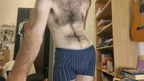 Snapshot of hairywithahotcock chatting on October 23, 3:57 pm Rusty online show from October 23, 3:57 pm
