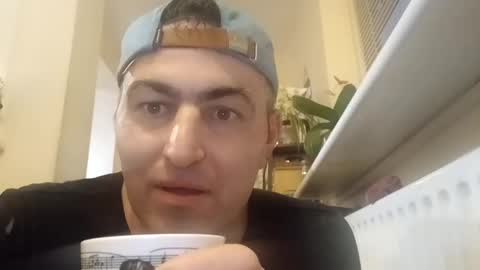 Snapshot of hakfin666 chatting on March 10, 6:05 am hakfin666 online show from March 10, 6:05 am