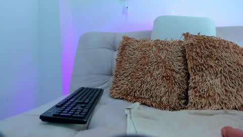 haley01 online show from January 25, 7:07 pm