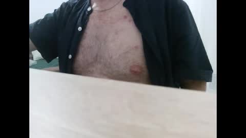 Snapshot of halfage chatting on October 12, 8:43 pm other side of love online show from October 12, 8:43 pm