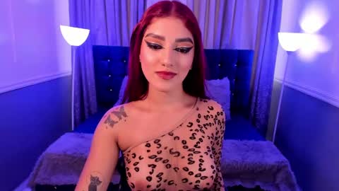 Halls Red online show from December 11, 8:50 pm