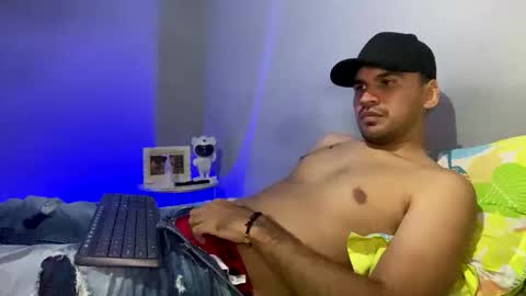 hamiltong12 online show from October 28, 6:14 am