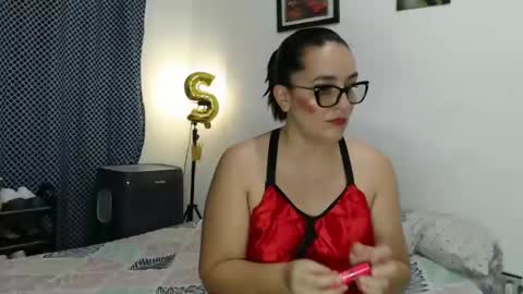 hammer9247 online show from March 8, 1:14 pm