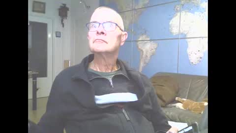 Prefer men 80 online show from March 1, 9:26 pm