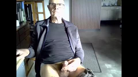 Prefer men 80 online show from March 15, 11:13 am