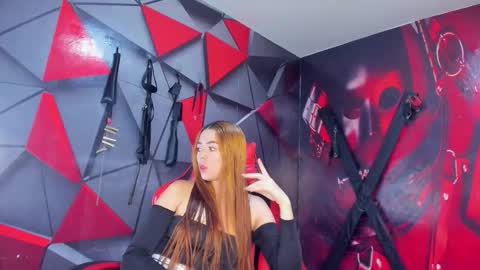 Hana and Zeta online show from January 9, 12:22 pm