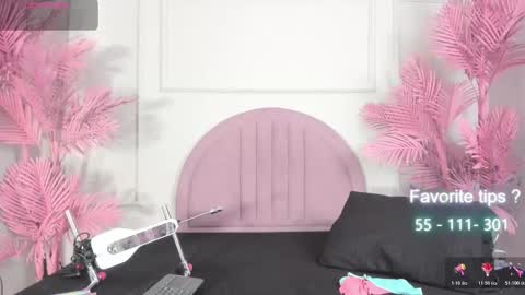 hanaahquinn online show from January 14, 11:40 am