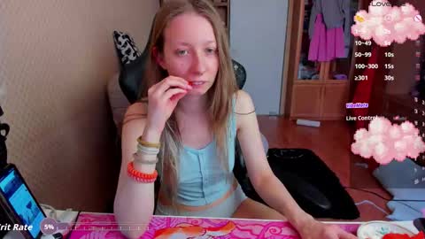 Mila online show from March 19, 8:09 am