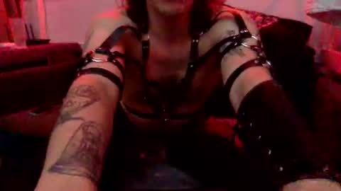 handsometwinkyeah online show from September 28, 12:41 am