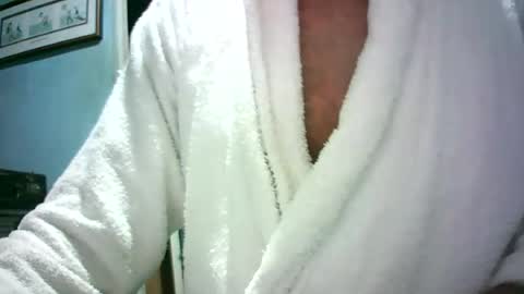handymanforyou177322 online show from June 30, 9:02 pm