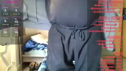 hanellothar631 online show from May 3, 3:18 pm
