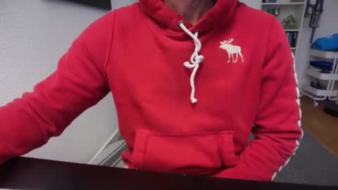 hanky online show from February 19, 8:35 am