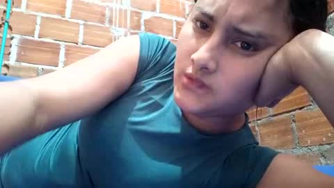 Snapshot of hann675654 chatting on February 23, 8:22 pm Hann675654 online show from February 23, 8:22 pm