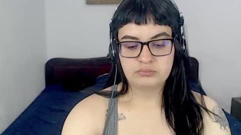 Snapshot of hanna99moon chatting on September 19, 4:33 pm JUANA online show from September 19, 4:33 pm