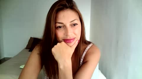 Hanna charming online show from March 10, 2:10 pm