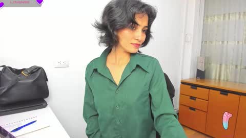 Sara online show from September 18, 5:06 pm