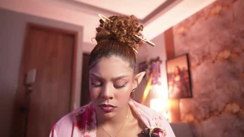 HANNA  online show from December 2, 12:09 am