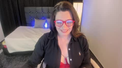 hanna_ma online show from October 3, 2:36 pm